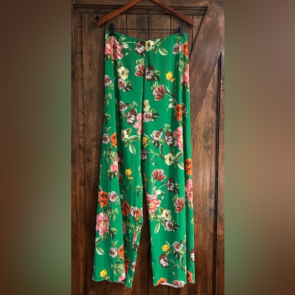 Alice + Olivia Athena Floral Wide-Leg Pants - Picture 7 of 14